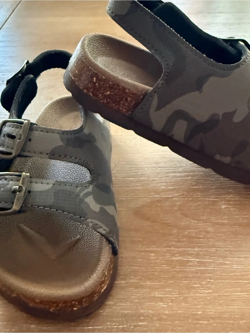 Northside sandals upper place
